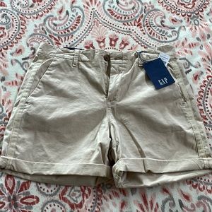 Gap Girlfriend Chino Short